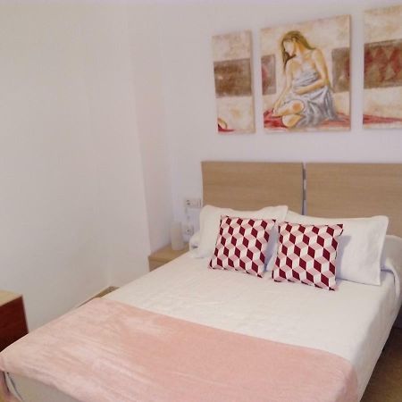 Apartamento Dos Aceras Málaga Exterior foto