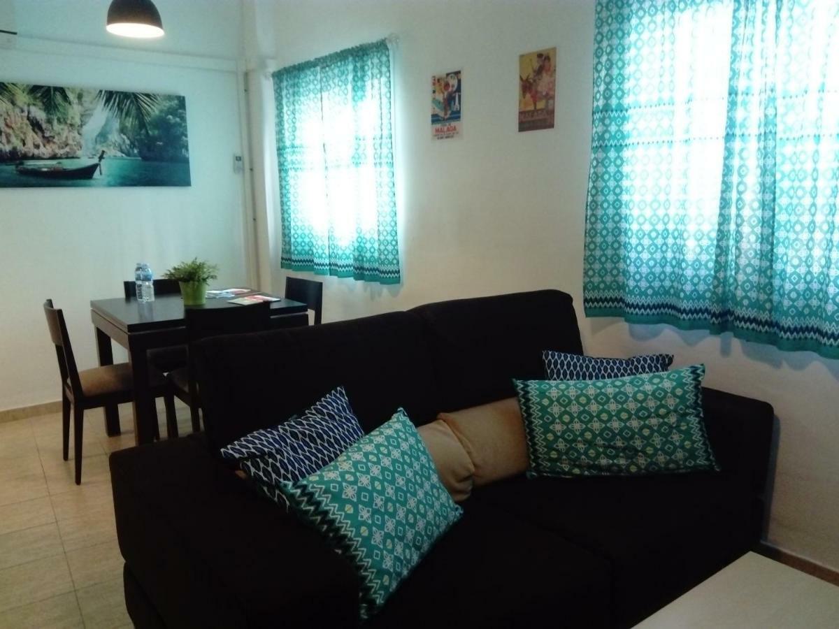 Apartamento Dos Aceras Málaga Exterior foto