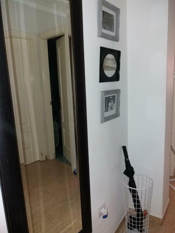 Apartamento Dos Aceras Málaga Exterior foto